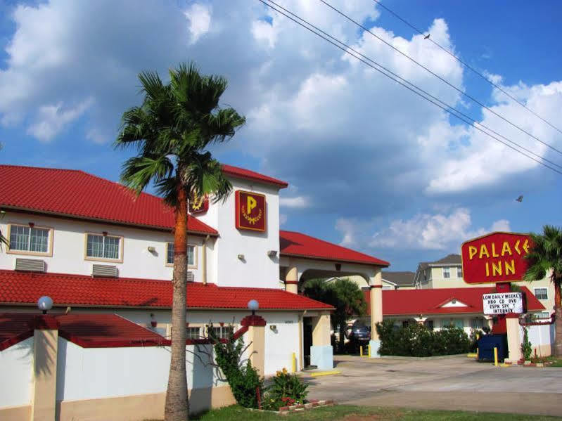 Louetta Crystal Inn 249 North מראה חיצוני תמונה
